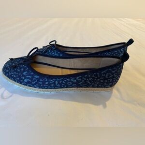 NEW IN BOX Kelly & Katie Lace Denim Flats. Women’s Size 10M